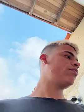 Leo bunny hot online show from 04/01/26, 10:28