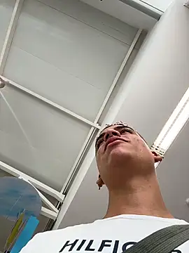 Leo bunny hot online show from 04/09/26, 07:09