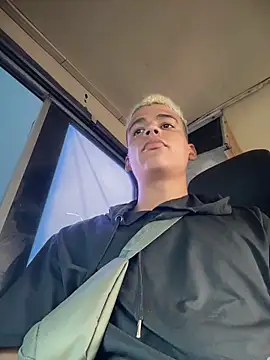 Leo bunny hot online show from 03/16/26, 06:54