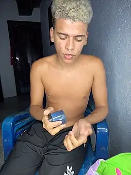 Leo bunny hot online show from 03/26/26, 03:27