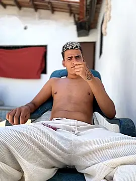 Leo bunny hot online show from 02/22/26, 05:14