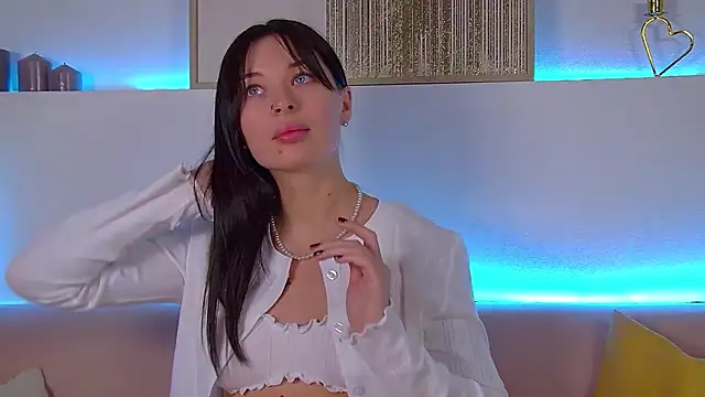 AlexandraBloom online show from 03/07/25, 03:51