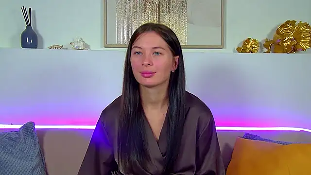 AlexandraBloom online show from 09/17/25, 06:54