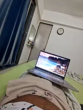 vivanpraj999 online show from 02/28/25, 06:09