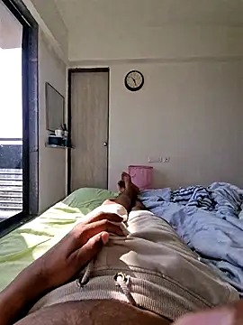 vivanpraj999 online show from 11/06/25, 04:27