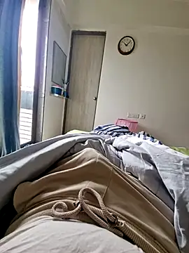 vivanpraj999 online show from 11/04/25, 04:05