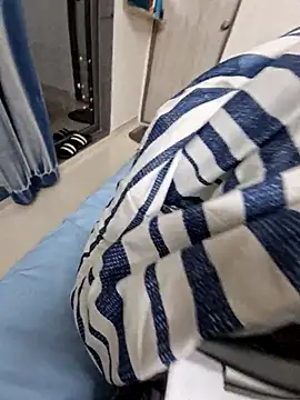 vivanpraj999 online show from 11/17/25, 03:38