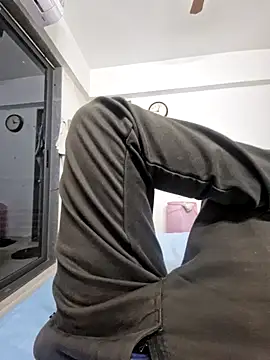 vivanpraj999 online show from 11/16/25, 03:06