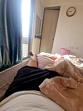 vivanpraj999 online show from 09/19/25, 03:43