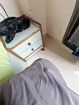 vivanpraj999 online show from 12/20/24, 09:11