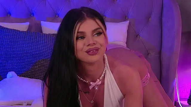 IvyRaven online show from 10/18/25, 05:48
