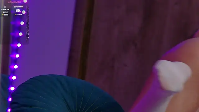 IvyRaven online show from 03/23/25, 12:04