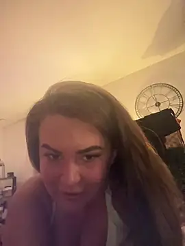 Snapshot of Mia_MilesXXX chatting on 03/05/25, 02:03 Mia MilesXXX online show from 03/05/25, 02:03