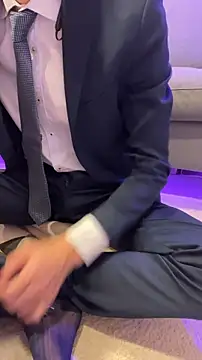 kimkim123123 online show from 03/02/26, 02:24