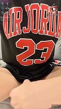 kimkim123123 online show from 03/03/25, 11:11