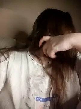 Aria  Dark online show from 02/06/26, 09:33