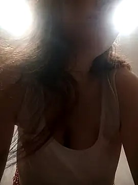 Aria  Dark online show from 12/05/25, 01:05