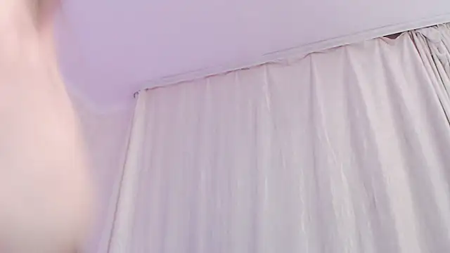 Snapshot of amelia_sunlight chatting on 05/14/26, 05:54 amelia sunlight online show from 05/14/26, 05:54