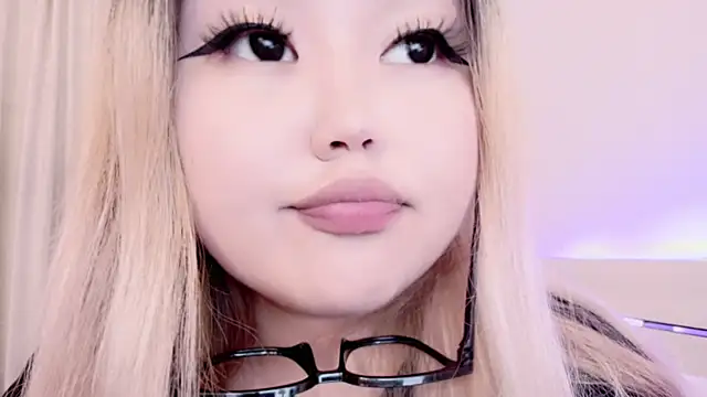 Snapshot of amelia_sunlight chatting on 09/10/25, 04:50 amelia sunlight online show from 09/10/25, 04:50