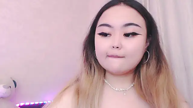 Snapshot of amelia_sunlight chatting on 06/01/26, 05:01 amelia sunlight online show from 06/01/26, 05:01