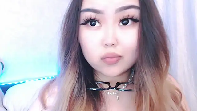 amelia sunlight online show from 06/02/26, 07:14
