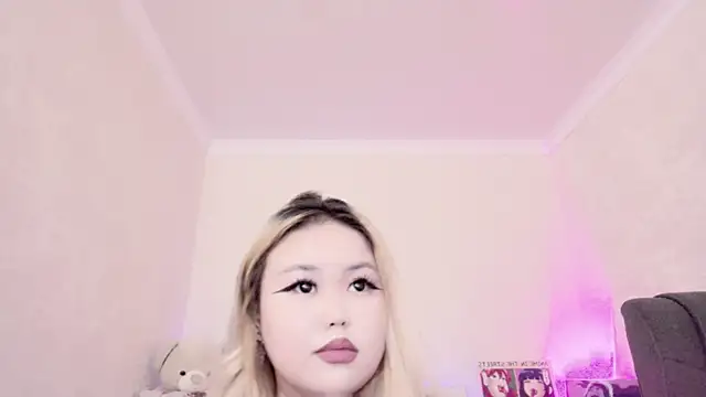 Snapshot of amelia_sunlight chatting on 02/23/25, 12:19 amelia sunlight online show from 02/23/25, 12:19