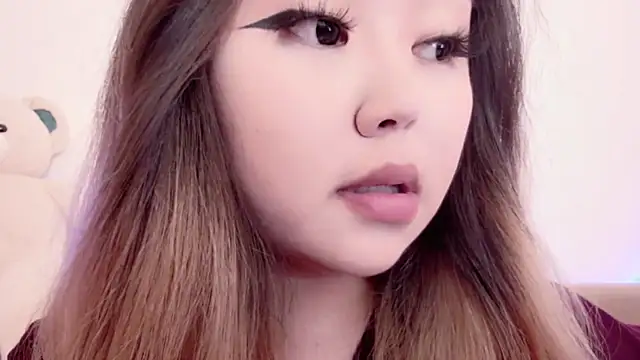 Snapshot of amelia_sunlight chatting on 04/04/26, 06:36 amelia sunlight online show from 04/04/26, 06:36