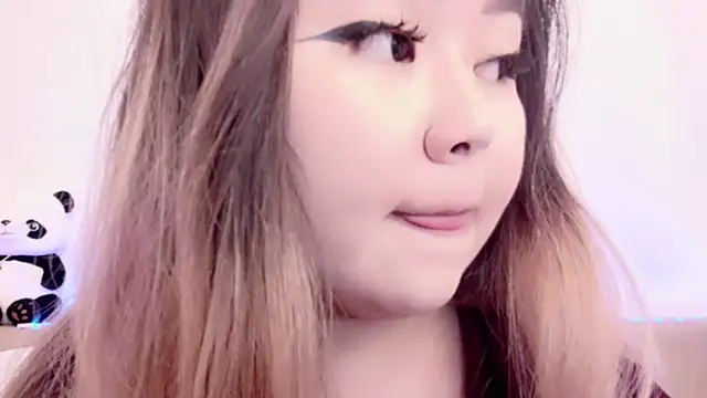 Snapshot of amelia_sunlight chatting on 03/25/26, 03:44 amelia sunlight online show from 03/25/26, 03:44