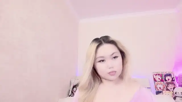 Snapshot of amelia_sunlight chatting on 02/25/25, 12:36 amelia sunlight online show from 02/25/25, 12:36