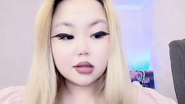 Snapshot of amelia_sunlight chatting on 03/05/25, 12:49 amelia sunlight online show from 03/05/25, 12:49