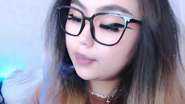 amelia sunlight online show from 06/12/26, 04:16