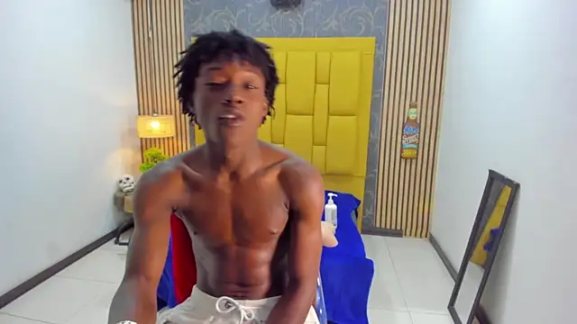 Snapshot of chimi88 chatting on 11/13/25, 11:47 chimi88 online show from 11/13/25, 11:47