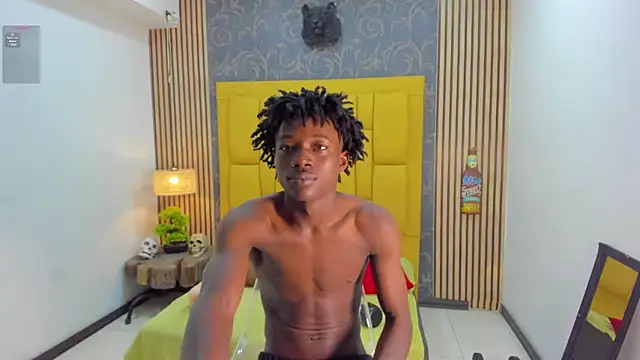 Snapshot of chimi88 chatting on 11/18/25, 11:13 chimi88 online show from 11/18/25, 11:13