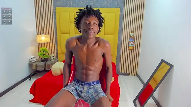 Snapshot of chimi88 chatting on 11/04/25, 11:47 chimi88 online show from 11/04/25, 11:47