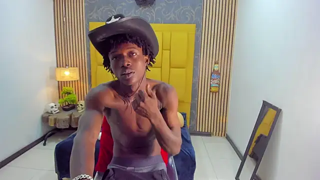 Snapshot of chimi88 chatting on 11/24/25, 11:54 chimi88 online show from 11/24/25, 11:54