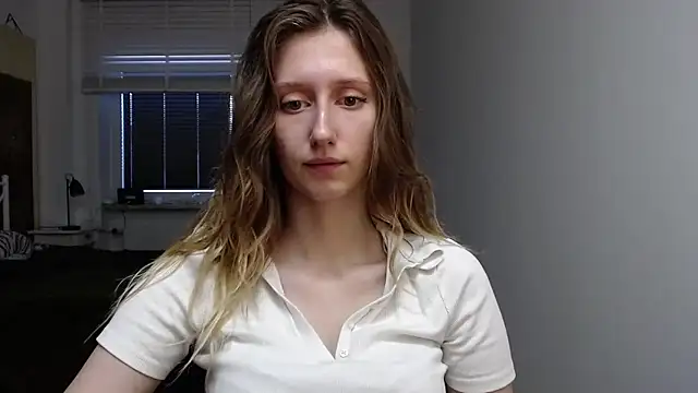 LUNA delight online show from 09/24/25, 05:25