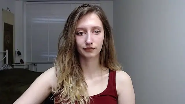 LUNA delight online show from 10/13/25, 05:31