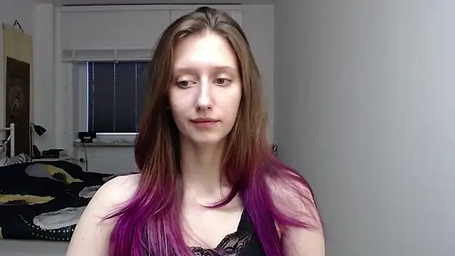 LUNA delight online show from 11/03/25, 06:51