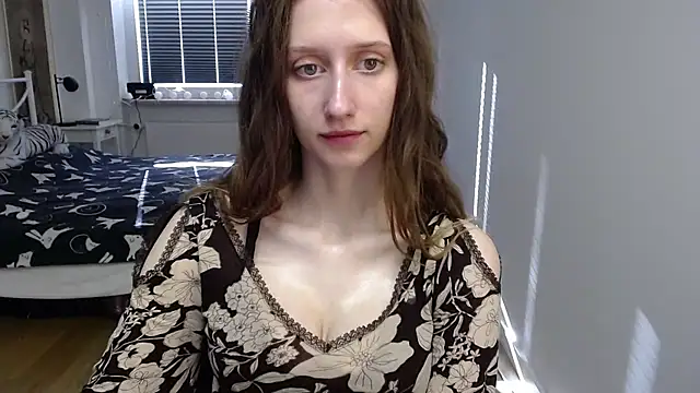 LUNA delight online show from 03/27/26, 06:44