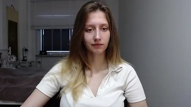 LUNA delight online show from 09/15/25, 05:41