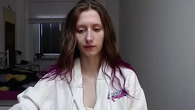 LUNA delight online show from 11/05/25, 06:27