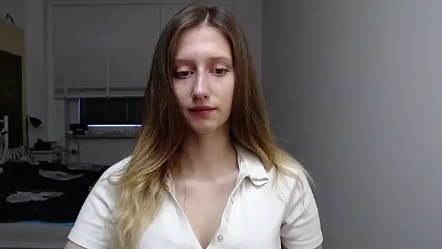 LUNA delight online show from 10/29/25, 06:34