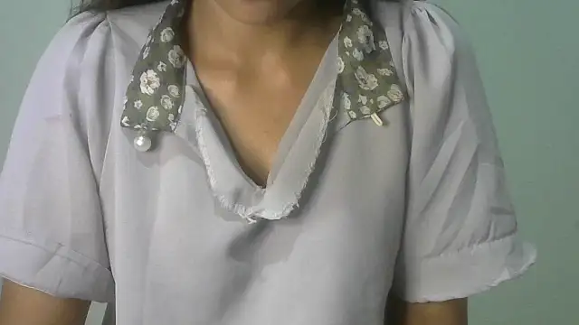 Snapshot of nanhi_munni chatting on 06/07/26, 01:49 nanhi munni online show from 06/07/26, 01:49