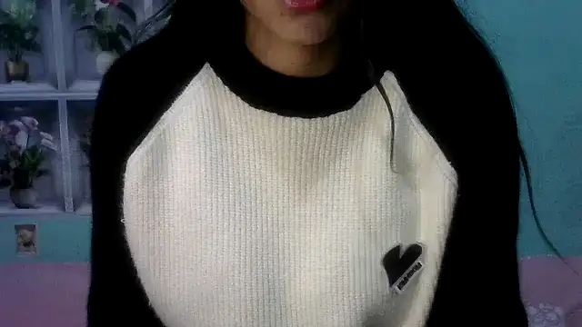 Snapshot of nanhi_munni chatting on 11/14/25, 04:10 nanhi munni online show from 11/14/25, 04:10