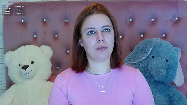 SophiaStarr online show from 11/13/25, 08:35