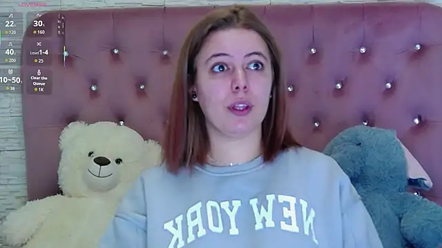 SophiaStarr online show from 12/16/25, 08:46