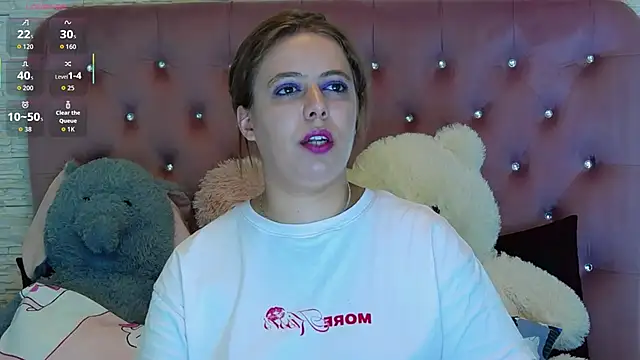 SophiaStarr online show from 12/22/25, 08:20