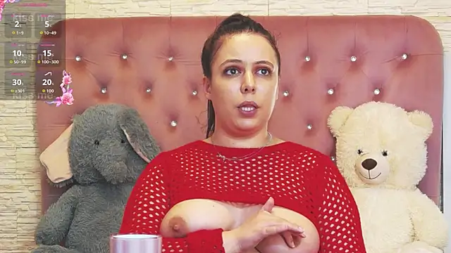 SophiaStarr online show from 04/18/26, 07:58