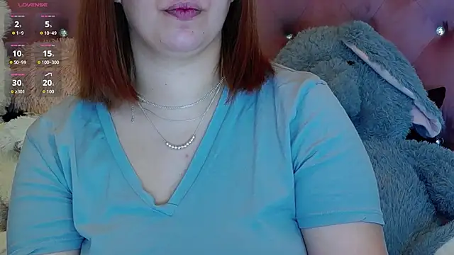 SophiaStarr online show from 12/02/25, 08:32