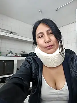 Megan jennerr online show from 10/29/25, 04:28